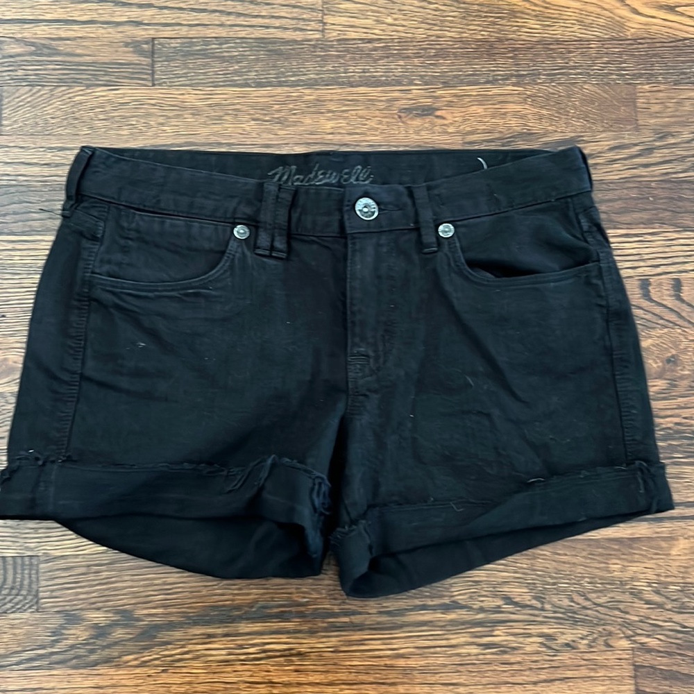 Madewell denim midrise shorts. Black. Size 26